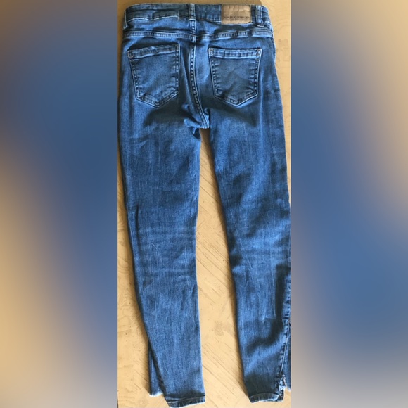 👖ZARA - 1975 Jeans with Asymmetric Hems👖 - Picture 2 of 3